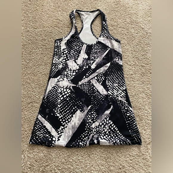 Lululemon Tank Top - Picture 1 of 5
